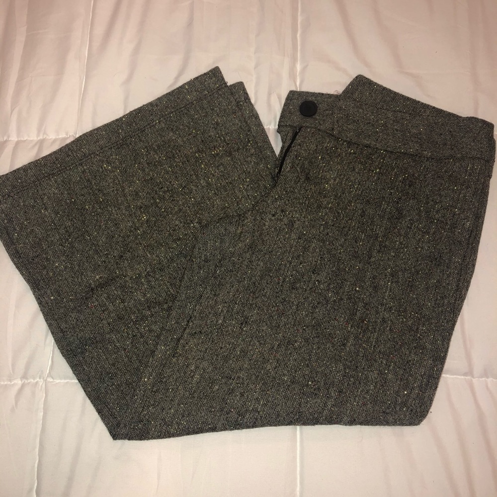 Wide leg Capri pants